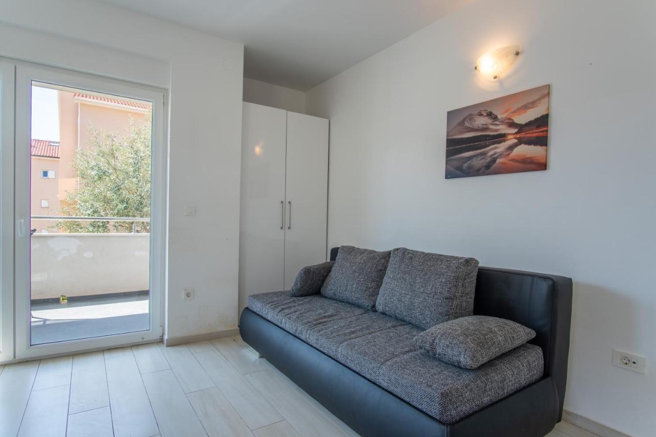 Novalja West Residence Exteriör bild